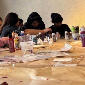 Melville Cafe’de ahşap kutu boyama etkinliği - fotoğraf 1