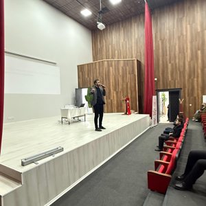 2. Grup olan Sason ilçesi Merkez okullarında görev yapan öğretmenlere Aile Eğitim Programı ve Çocuk alanında eğitim - fotoğraf 2