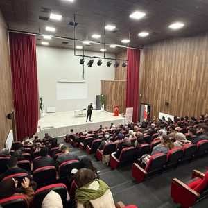 2. Grup olan Sason ilçesi Merkez okullarında görev yapan öğretmenlere Aile Eğitim Programı ve Çocuk alanında eğitim - fotoğraf 3