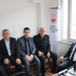 İl Müdürümüz Abdurrahman Bilgiç Türkiye Gaziler Ve Şehit Aileleri Vakfı Karabük Şubesini Ziyaret Etti - fotoğraf 1