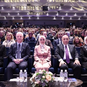 Aile ve Sosyal Hizmetler Bakanımız Göktaş, "Halkbank Üreten Kadınlar Yarışması Ödül Töreni"nde konuştu - fotoğraf 5