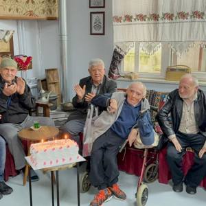 Soma Huzurevinde Ramazan Ayı Vesilesiyle Doğum Günü Kutlaması Yapıldı - fotoğraf 1