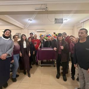 Soma Bakım, Rehabilitasyon ve Aile Danışma Merkezinde Şubat Ayı Doğum Günü Kutlaması Gerçekleştirildi - fotoğraf 1