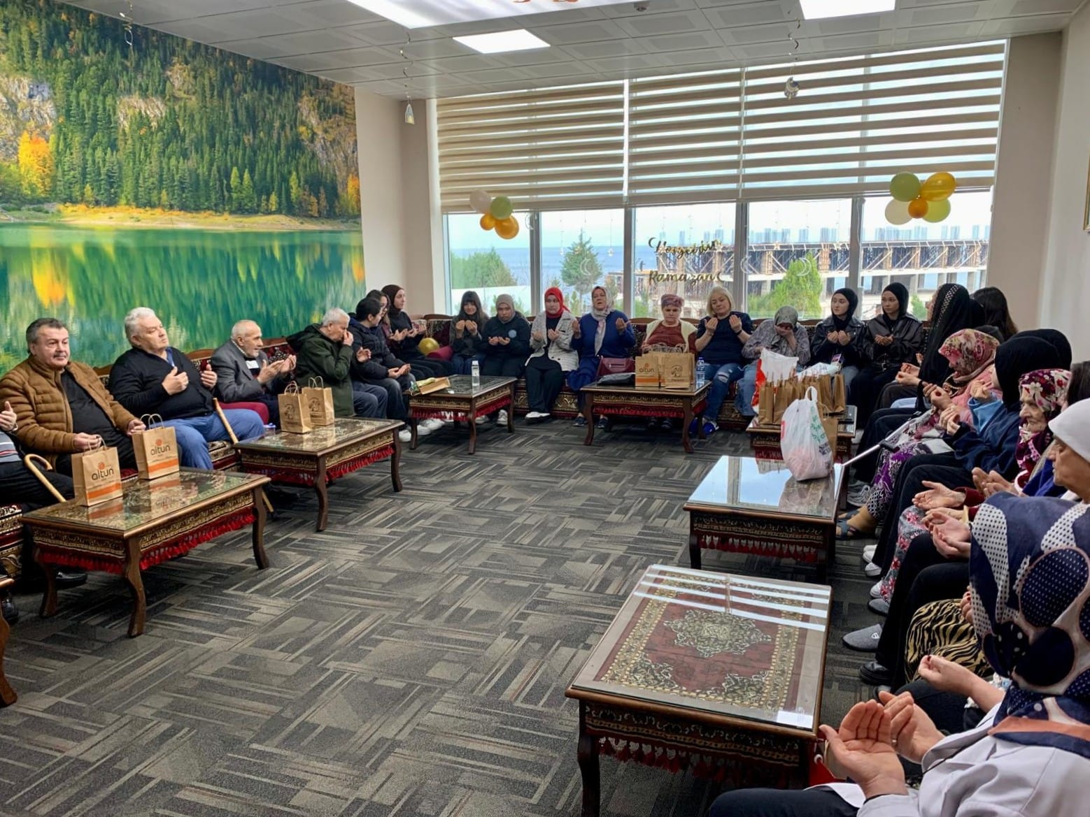 Huzurevinde Ramazan Ayı Vesilesiyle Mevlid-i Şerif Programı Düzenlendi