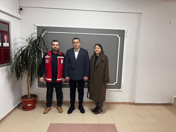 Gazi ve Şehit yakınlarımızı işyerlerinde ve hanelerinde ziyaret