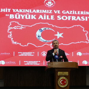 Eskişehir’de "Büyük Aile Sofrası": Şehit Yakınları ve Gaziler İftarda Buluştu - fotoğraf 6