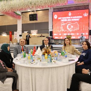 “Büyük Aile Sofrası” - fotoğraf 1