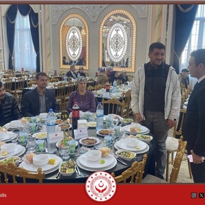 Ramazan-ı Şerif'in ilk iftarını şehitlerimizin muhterem yakınları ve gazilerimizle yaptık.  - fotoğraf 3