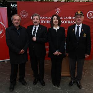 Şehit Yakınları ve Gaziler “Büyük Aile Sofrası”nda Bir Araya Geldi - fotoğraf 14