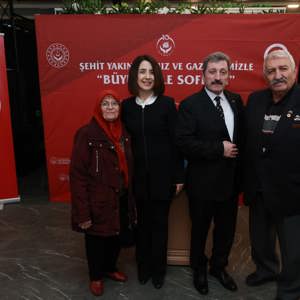 Şehit Yakınları ve Gaziler “Büyük Aile Sofrası”nda Bir Araya Geldi - fotoğraf 16