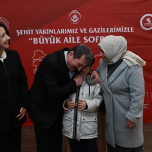 Şehit Yakınları ve Gaziler “Büyük Aile Sofrası”nda Bir Araya Geldi - fotoğraf 20