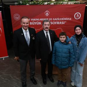 Şehit Yakınları ve Gaziler “Büyük Aile Sofrası”nda Bir Araya Geldi - fotoğraf 24