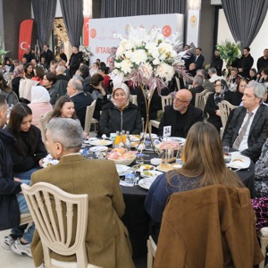 Ramazan’ın İlk Gününde Şehit Aileleri ve Gazilerimiz Onuruna İftar Programı Düzenlendi - fotoğraf 6