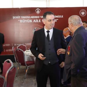 Şehit Yakınları ve Gazilerimizle Büyük Aile Sofrası - fotoğraf 14