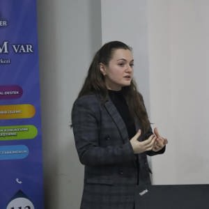 Diyanet Vakfı Karabük Kız Öğrenci Yurdunda Farkındalık Semineri Düzenlendi - fotoğraf 3