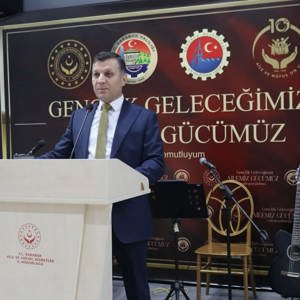 Gençlik Geleceğimiz Ailemiz Gücümüz - fotoğraf 6