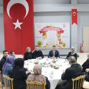 Gençlik Geleceğimiz Ailemiz Gücümüz - fotoğraf 12