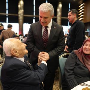 Ramazan'ın İlk İftarında Şehit Yakınlarımız ve Gazilerimizle Büyük Aile Sofrasında Buluştuk - fotoğraf 1