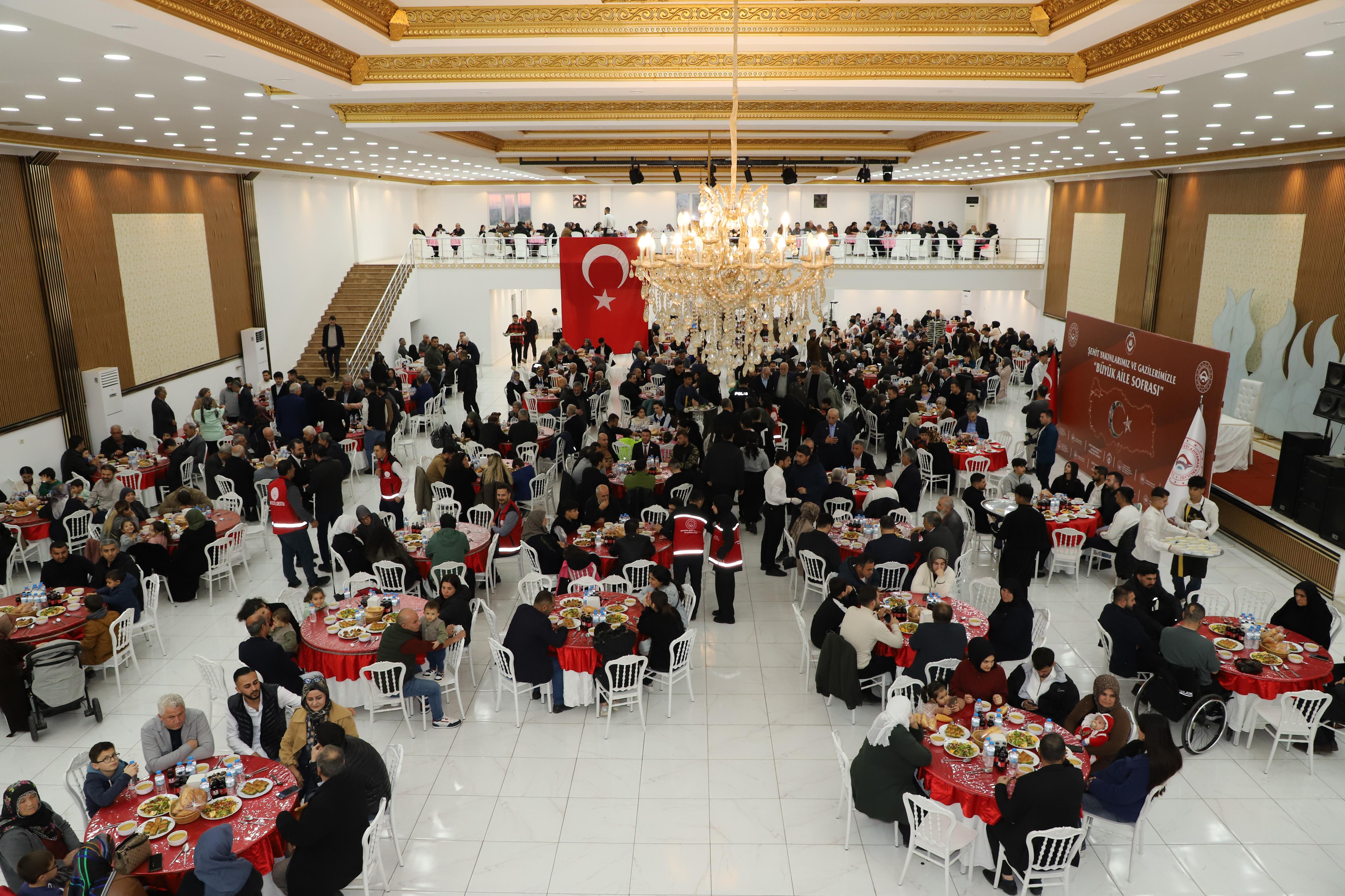 Büyük Aile Sofrası İftar Programımızı Gerçekleştirdik