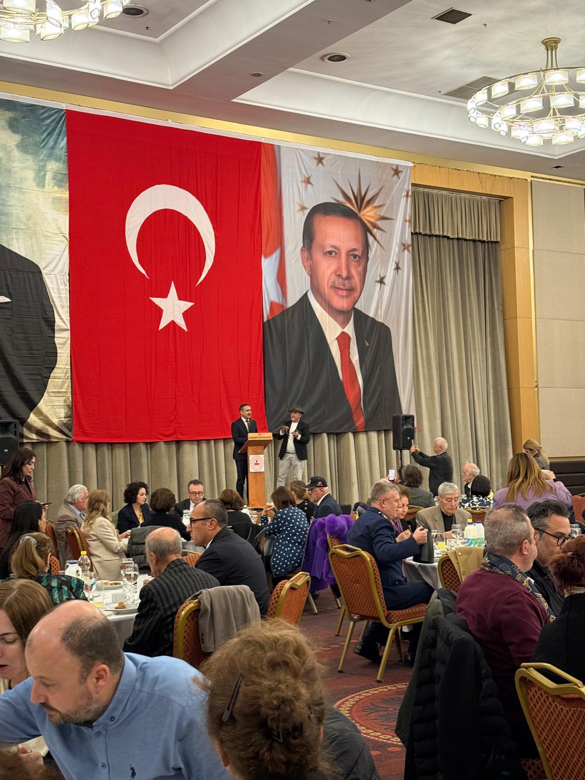 Kaymakamlarımızın Ev Sahipliğinde Sosyal Hizmet Merkezlerimizce Düzenlenen “Büyük Aile Sofraları” Programı Gerçekleştirildi