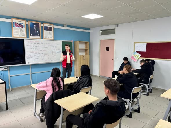 Saraydüzü Mehmet Akif Ersoy Anadolu Lisesi Öğrencilerine Mahremiyet Bilinci Eğitimi