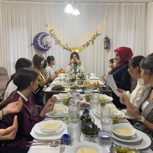Manisa Protokolünden Yunusemre’deki Çocuk Evine Anlamlı Ziyaret - fotoğraf 3