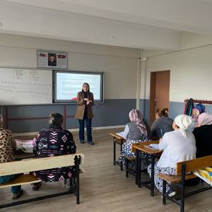 Salihli’de “Çocuklarda Mahremiyet Bilinci” Eğitimi Düzenlendi - fotoğraf 2