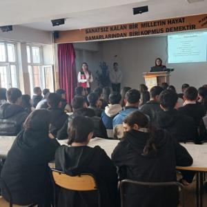 📍 Digor’da Erken Yaşta ve Zorla Evlilikler ile Aile İçi Şiddete Karşı Farkındalık Eğitimi - fotoğraf 2