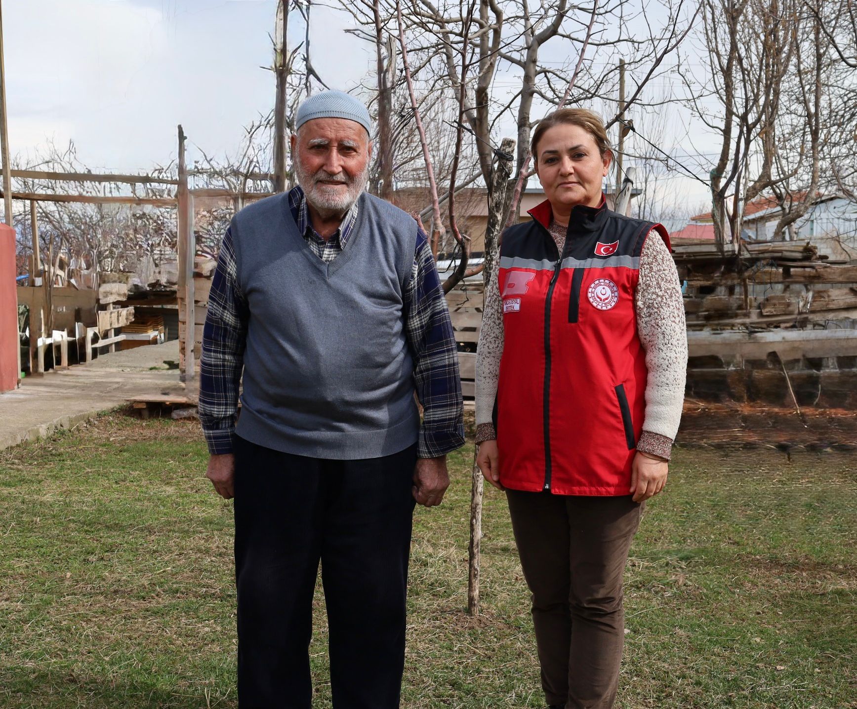 Kahraman Şehidimiz Sabahattin Taşkıran’ın Bizlere Emaneti Olan Kıymetli Babası Selahattin Taşkıran’ı Ziyaret Ederek Ellerinden Öptük.