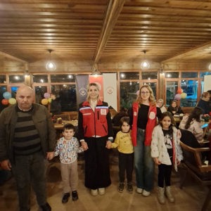 Çocuklarımız ve Aileleriyle Dayanışma Dolu İftar - fotoğraf 2