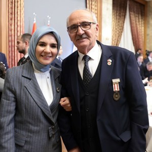 Aile ve Sosyal Hizmetler Bakanımız Göktaş, TBMM'deki Şehit Aileleri ve Gazilerle İftar Programı - fotoğraf 6