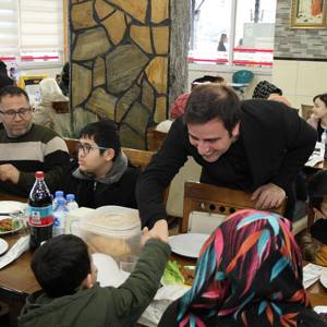 Kula’da Özel Gereksinimli Bireyler ve Aileleriyle İftar Programı Düzenlendi - fotoğraf 7