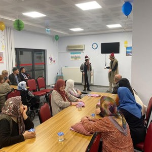 Ramazan’ın Bereketi Gördes Huzurevi’nde Paylaşıldı - fotoğraf 1