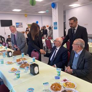 Ramazan’ın Bereketi Gördes Huzurevi’nde Paylaşıldı - fotoğraf 12