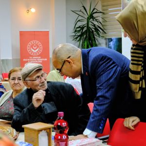 Huzurevi’nde Gönülleri Buluşturan İftar Programı - fotoğraf 5