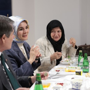 Bakanımız Mahinur Özdemir Göktaş, Yoksullara Yardım ve Eğitim Vakfı iftarında konuştu: - fotoğraf 4