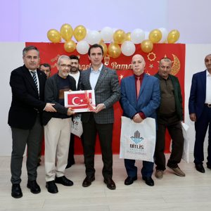 Valimiz Sayın Ahmet Karakaya, Ahlat Engelsiz Yaşam Bakım ve Rehabilitasyon Merkezi Müdürlüğümüzde düzenlenen iftar programına katıldı - fotoğraf 5