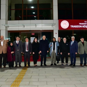 Sayın Valimiz Tahir Şahin Kuruluşumuz Köşk Huzurevinde Kalan Kıymetli Büyüklerimizle İftar Programında Bir Araya Geldi. - fotoğraf 2