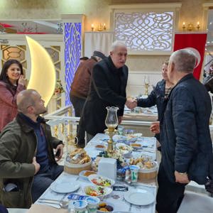 Güçlü Adımlarla Geleceğe Yürüyen Gençlerimizle Gönül Sofrasında Buluştuk - fotoğraf 10