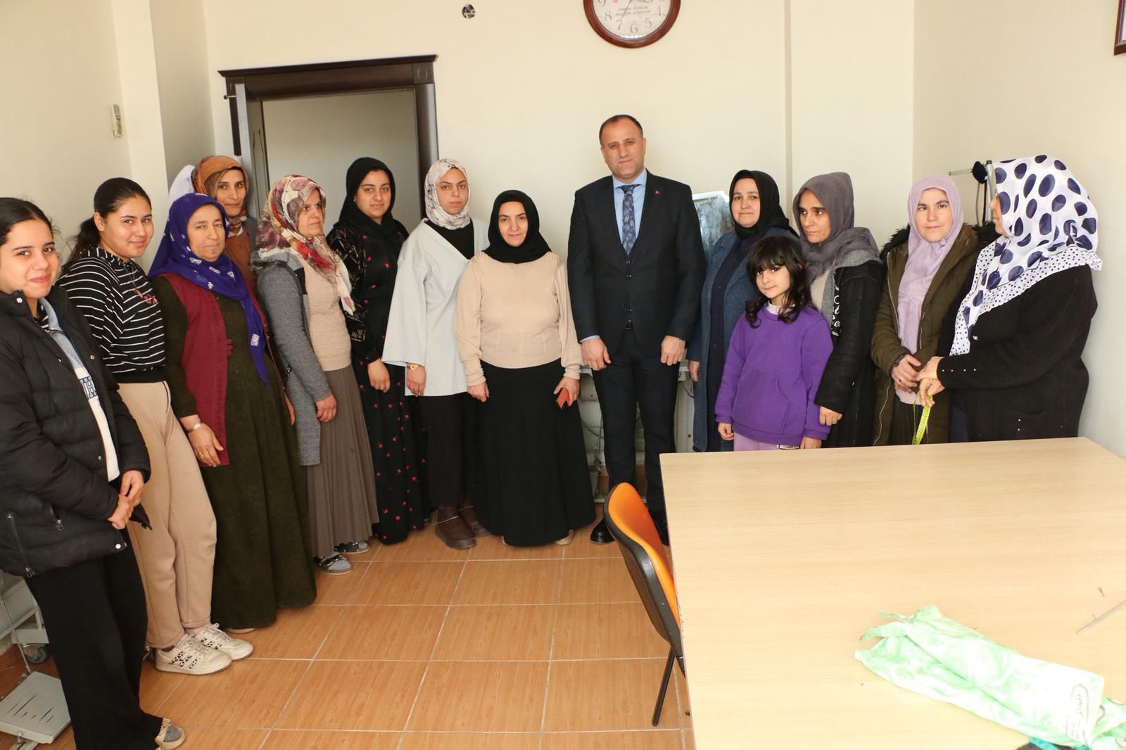 Viranşehir İlçemizde Hizmet Sunan Aile Destek Merkezimizi Ziyaret Ettik.