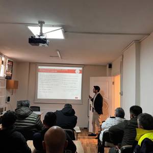 Turgutlu’da “Aile İçi Şiddetle Mücadele” Semineri Düzenlendi - fotoğraf 1