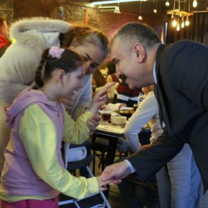 Geniş Katılımlı Aile Sofrası - fotoğraf 4