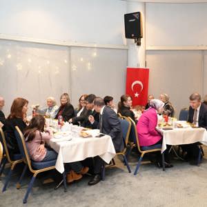 Ramazan Bereketi 75. Yıl Huzurevi Sofrasında Paylaşıldı - fotoğraf 6