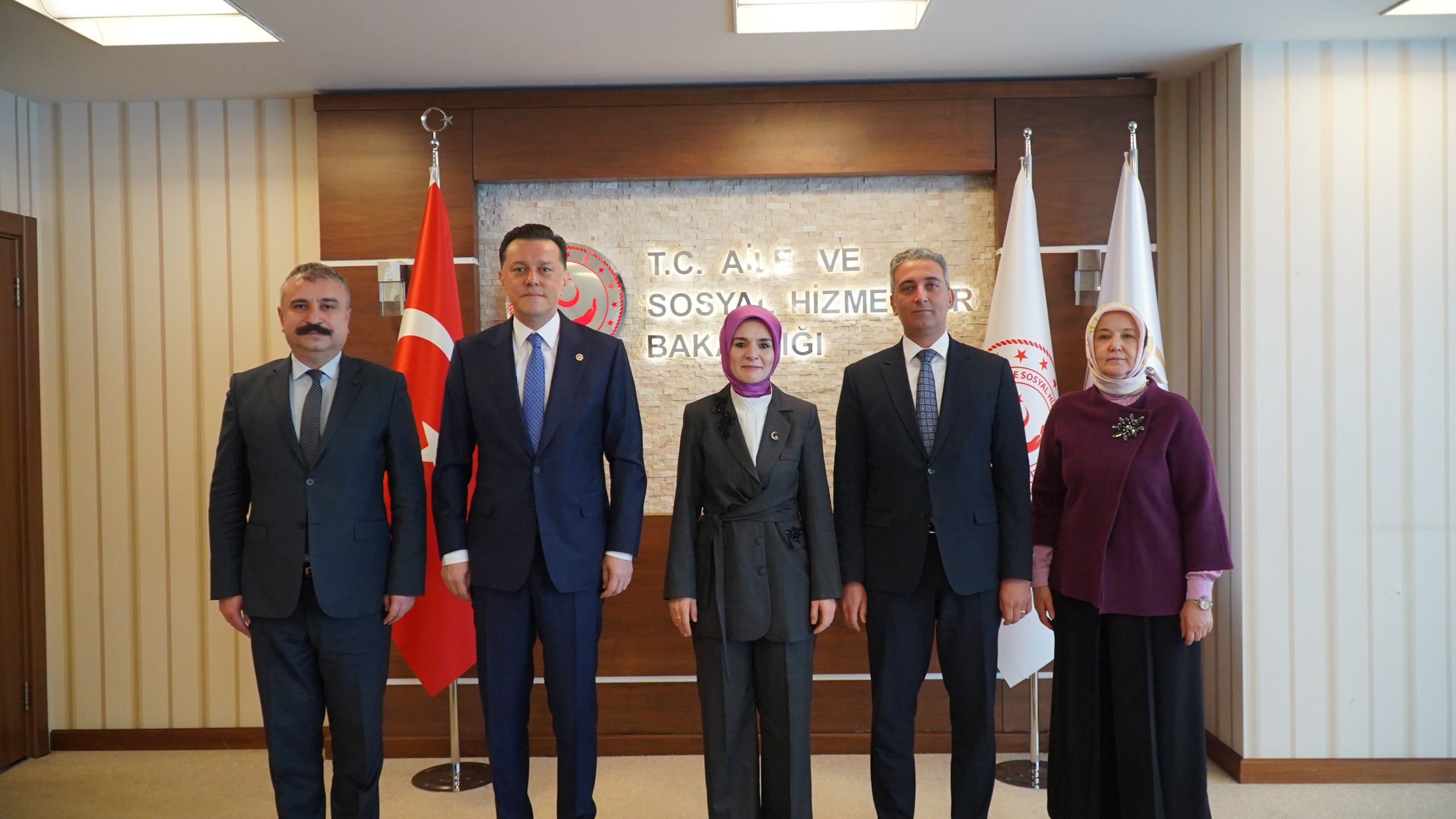 Eskişehir’in Evlatları İçin Geleceğe Güçlü Bir Adım: Yeni Çocuk Evleri Sitemiz Hayırlı Olsun