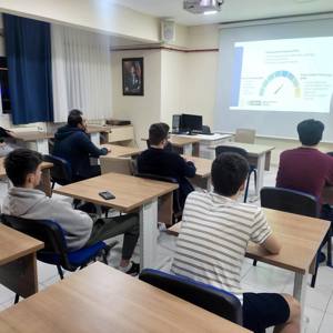 Turgutlu’da “Dijital Pandemi: Kumar Bağımlılığı” Eğitimi - fotoğraf 1