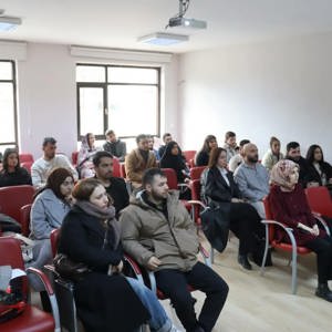 Evlenecek Gençlerin Desteklenmesi Projesi Kapsamında Kredi Almaya Hak Kazanan Kıymetli Çiftlerimize Evlilik Öncesi Eğitim Semineri Verildi - fotoğraf 1