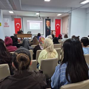 KYK Yurdu Öğrencilerine Evlilik Öncesi Eğitim Programı Düzenlendi. - fotoğraf 1