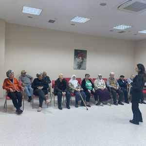 Huzurevi Sakinlerine Teknoloji Kullanımı ve Bağımlılığı Eğitimi Verildi. - fotoğraf 1