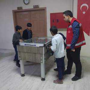 Bulanık ilçemizde sokakta çalışırken tespit edilen çocuklara yönelik farklı etkinlikler düzenlendi - fotoğraf 7