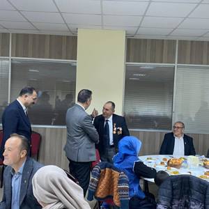 Dünya Yetimler Günü’nde Demirci’de Anlamlı İftar Programı - fotoğraf 6
